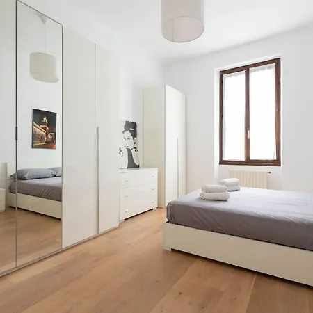 Porta Nuova Diamond Tower Flat Apartment